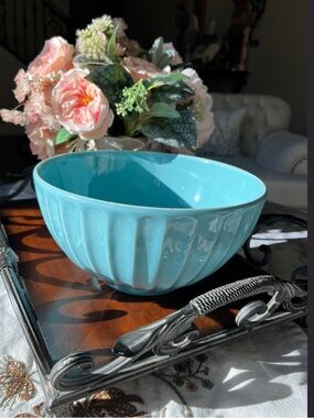 Primagera Tiffany Blue 10" Serving/Mixing Bowl made in Portugal